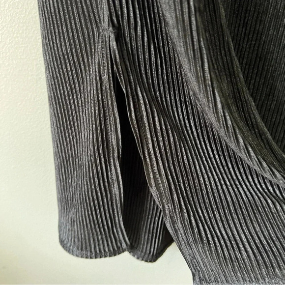 Ann Taylor Factory Black Ribbed Lined Flowy Midi Skirt Size 8 NWT Office - Picture 3 of 8